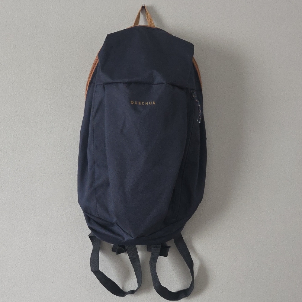 Decathelon Quenchua Arpenaz 10L Navy Blue Hiking Backpack